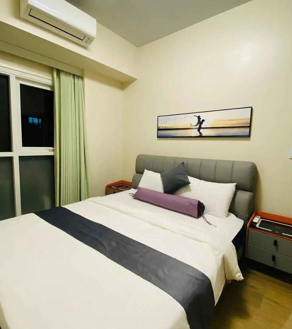 Savvy Suites Combined 5Br Near Okada Manila