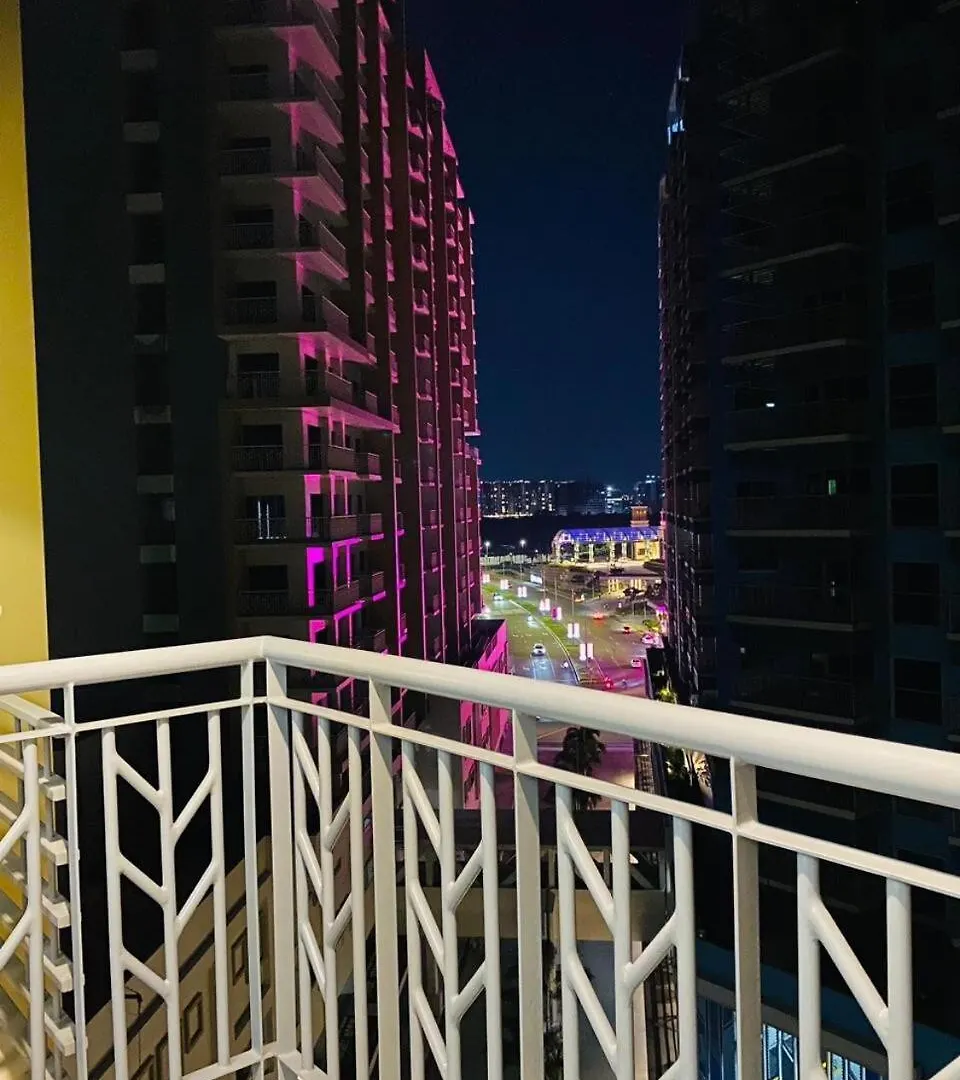 Appartement Savvy Suites Combined 5Br Near Okada Manille
